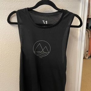 Womens Vuori Tank Tops
